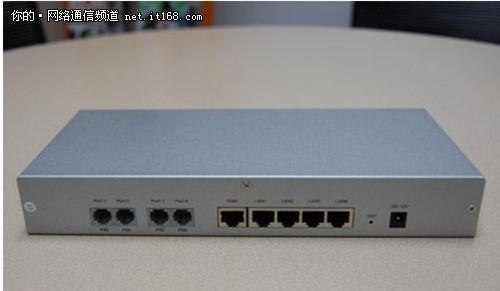 臺(tái)灣Soundwin 語(yǔ)音網(wǎng)關(guān)VOIP基本架構(gòu)