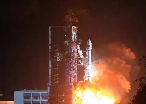 中國自主衛(wèi)星電話正式放號:再聽不到“不在服務(wù)區(qū)”