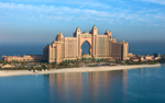 Atlantis_The_Palm_-_Royal_Towers.jpg