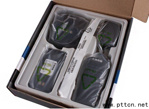 無線良品VX-1680對講機包裝 無線良品VX-1680對講機包裝