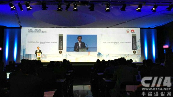 全球安防協(xié)會主席Richard演講