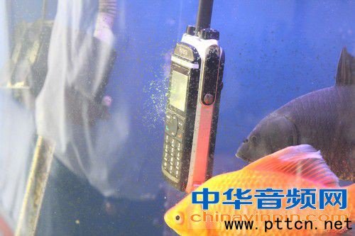 海能達(dá)PD680對講機(jī)深水測評 功能強(qiáng)大拾音距離更遠(yuǎn)