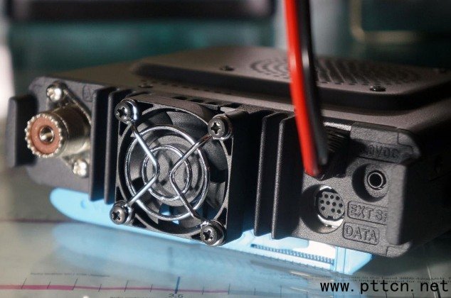 無限創(chuàng)意 全新操控—八重洲YAESU FTM-400DR 評測 - Array[si onmouseover= 無限創(chuàng)意 全新操控—八重洲YAESU FTM-400DR 評測 - 中國業(yè)余無線電001論壇 - 3303_20140108150108_yk5af.jpg