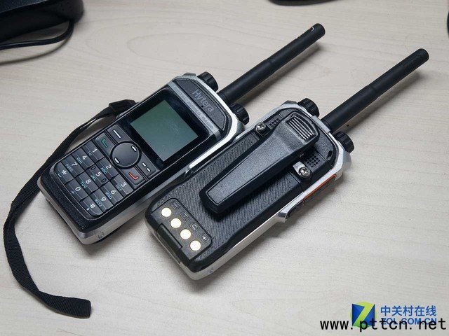 戶外通聯(lián)利器 如何方便高效使用對(duì)講機(jī)