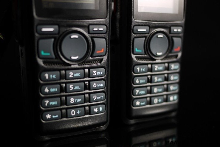 國(guó)產(chǎn)高端之作:海能達(dá)PD780數(shù)模兩用手持電臺(tái)開箱 - Array[si onmouseover=