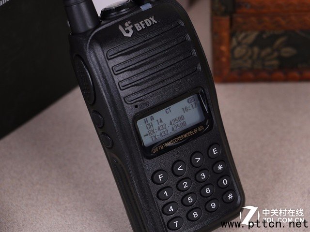 支持錄音功能 北峰BF870對講機美圖賞