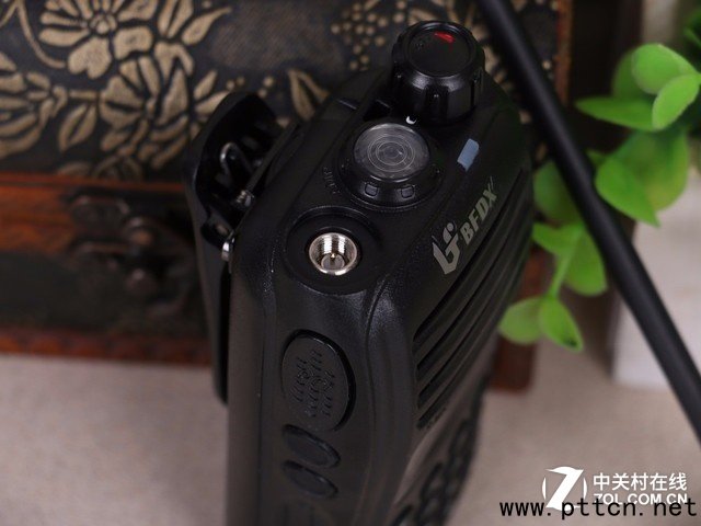 支持錄音功能 北峰BF870對講機美圖賞