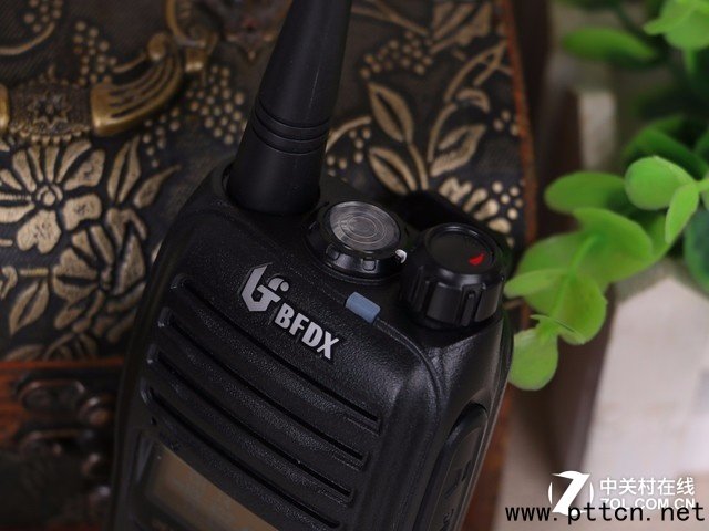 支持錄音功能 北峰BF870對講機美圖賞