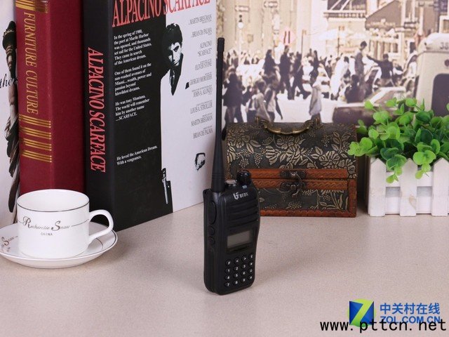 支持錄音功能 北峰BF870對講機美圖賞