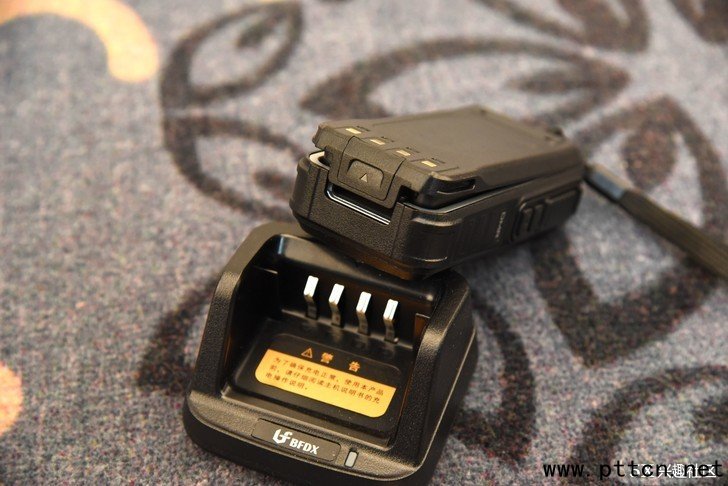 北峰DMR BF-TD511數(shù)字對(duì)講機(jī)