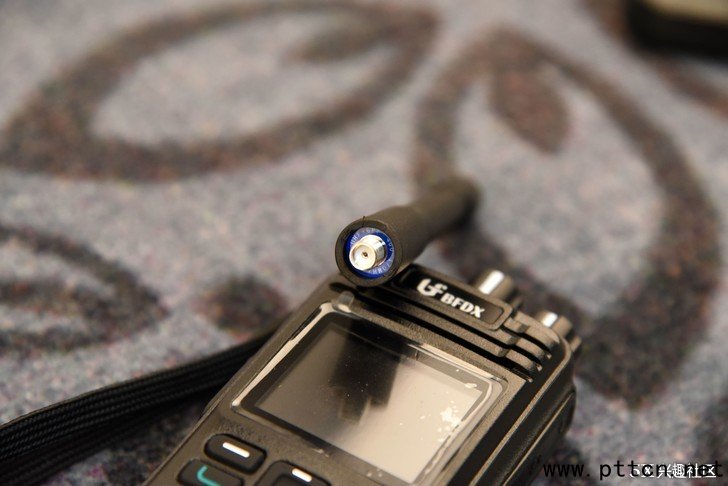 北峰DMR BF-TD511數(shù)字對(duì)講機(jī)