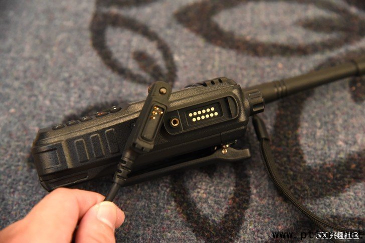 北峰DMR BF-TD511數(shù)字對(duì)講機(jī)