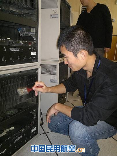 西安咸陽機場啟用EADS TETRA數(shù)字集群通信系統(tǒng)